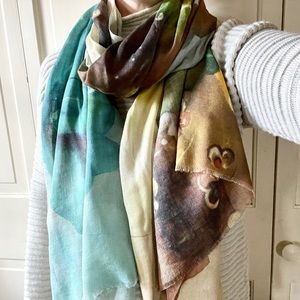 Tilo Soft Large Scarf in Abstract Pattern Cotton Blend